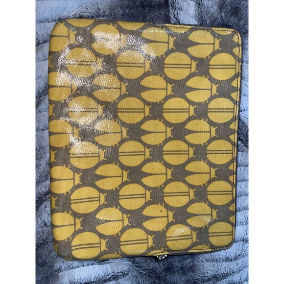 Fossil Key-Per Coated Canvas Zipper Ladybug Print Tablet iPad Case - Picture 2 of 4